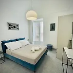 La Casa Di Re Salomone * 시라쿠사